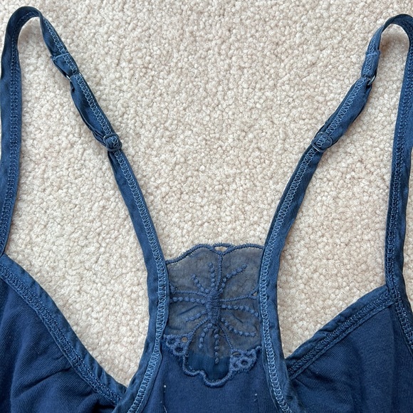 Abercrombie and fitch tank top - Picture 9 of 9